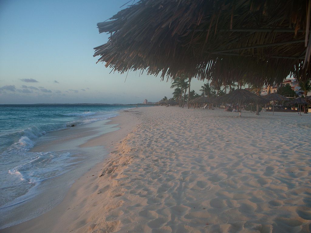 Aruba Eagle Beach wikimedia commons Set1536